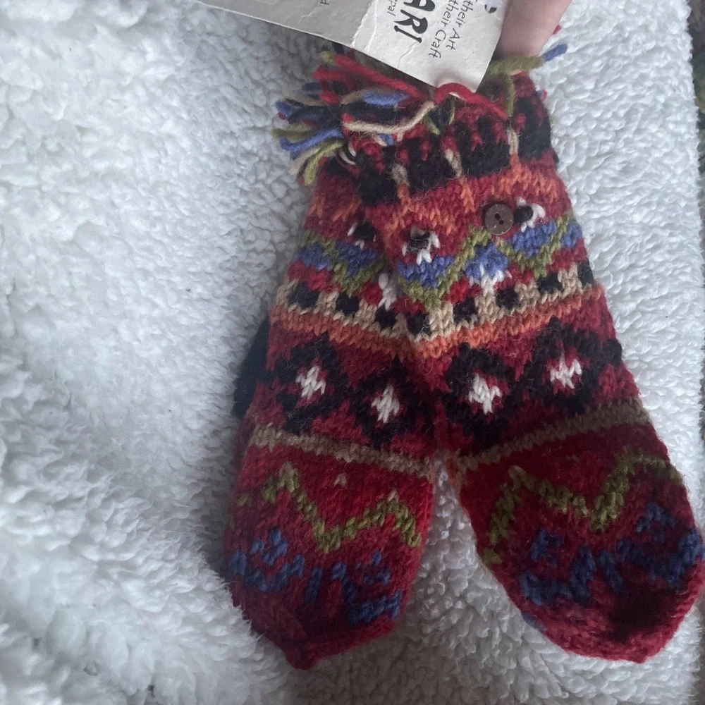 Kids Icelandic Design Newari Nepal 100% Wool Chunky Knit Mittens NWT!